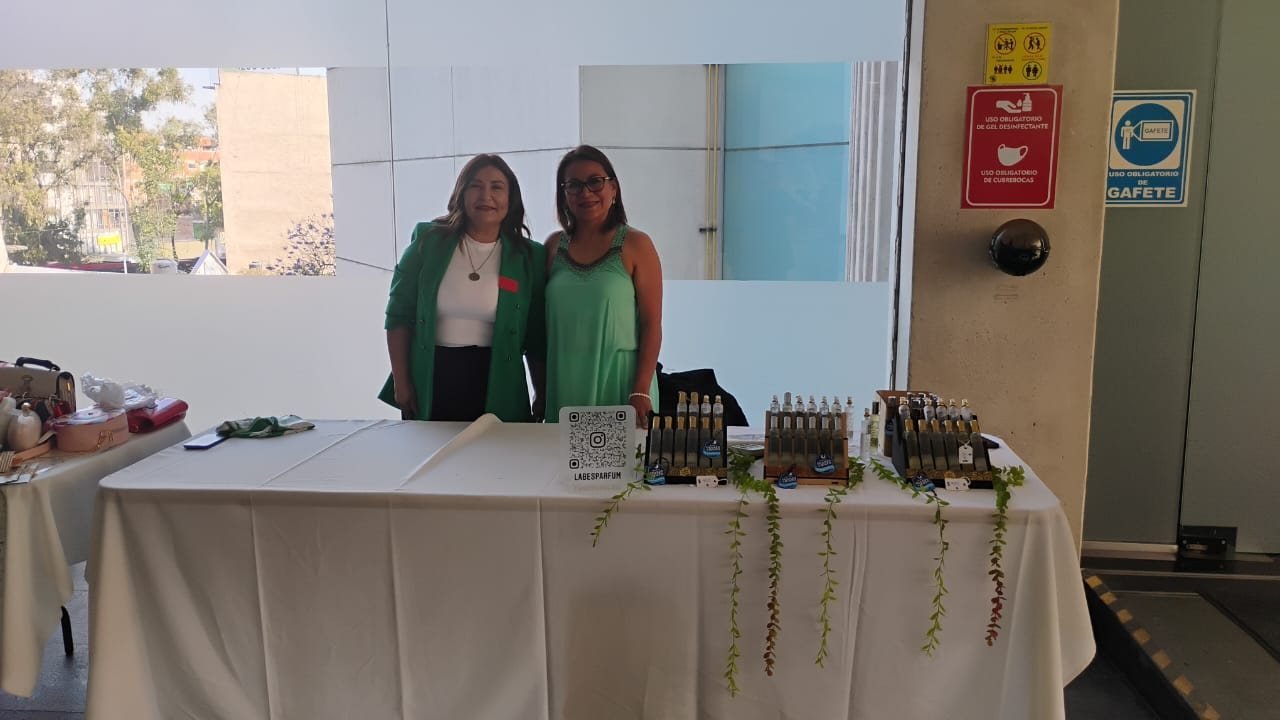 Productos de las socias en exhibición